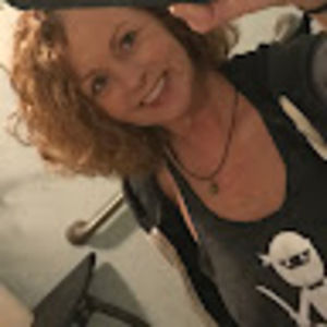 Meet your Posher, Valerie